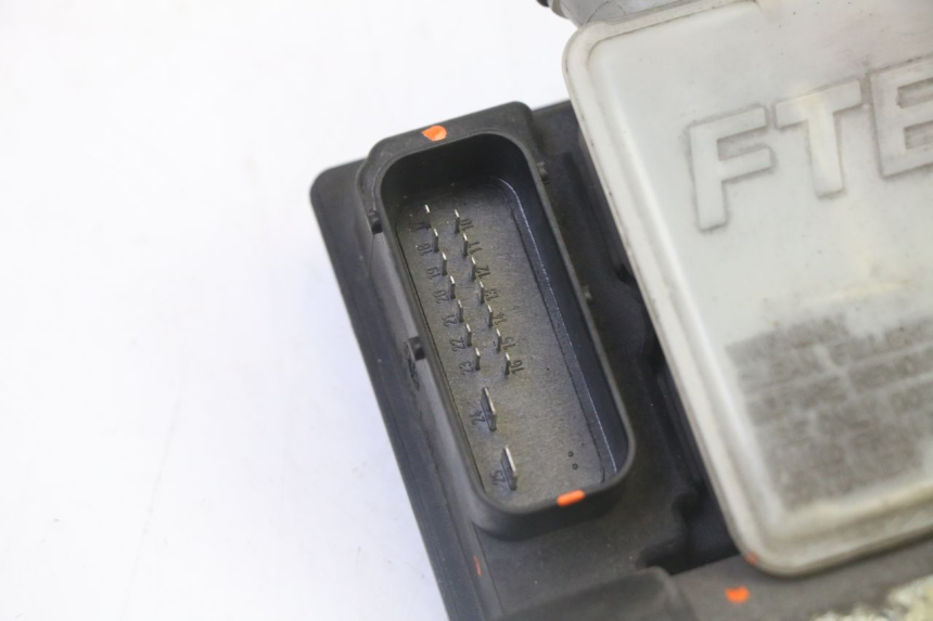 photo de ABS-PUMPE PEUGEOT SATELIS 125 (2006 - 2009) - Detailansicht des Bauteils