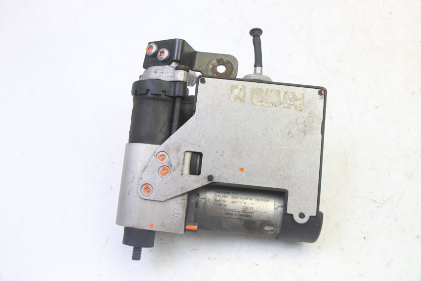 photo de ABS-PUMPE PEUGEOT SATELIS 125 (2006 - 2009) - Technische Nahaufnahme