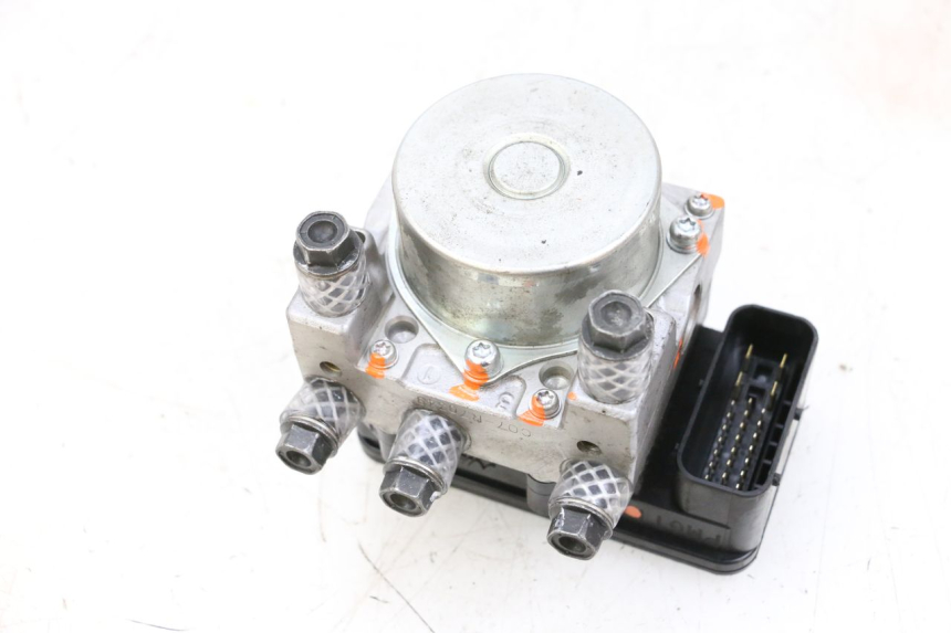 photo de ABS PUMPE PEUGEOT SATELIS 125 (2013 - 2018) - Oberflächenzustand und Material