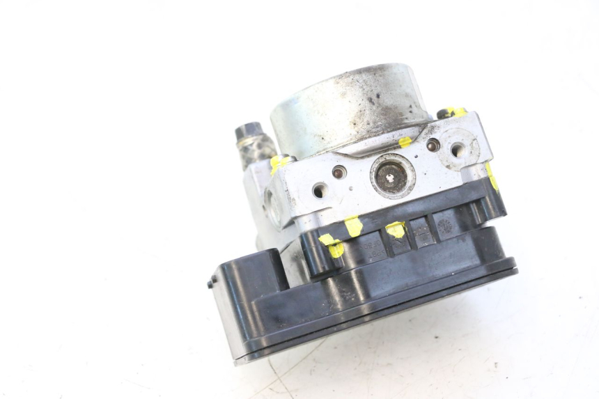 photo de ABS PUMPE PEUGEOT SATELIS 125 (2013 - 2018) - Technische Nahaufnahme