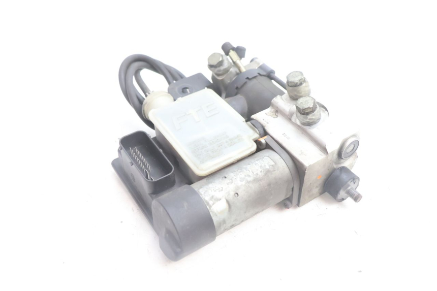 photo de ABS-PUMPE PEUGEOT SATELIS 125 (2006 - 2009) - Detailansicht des Bauteils