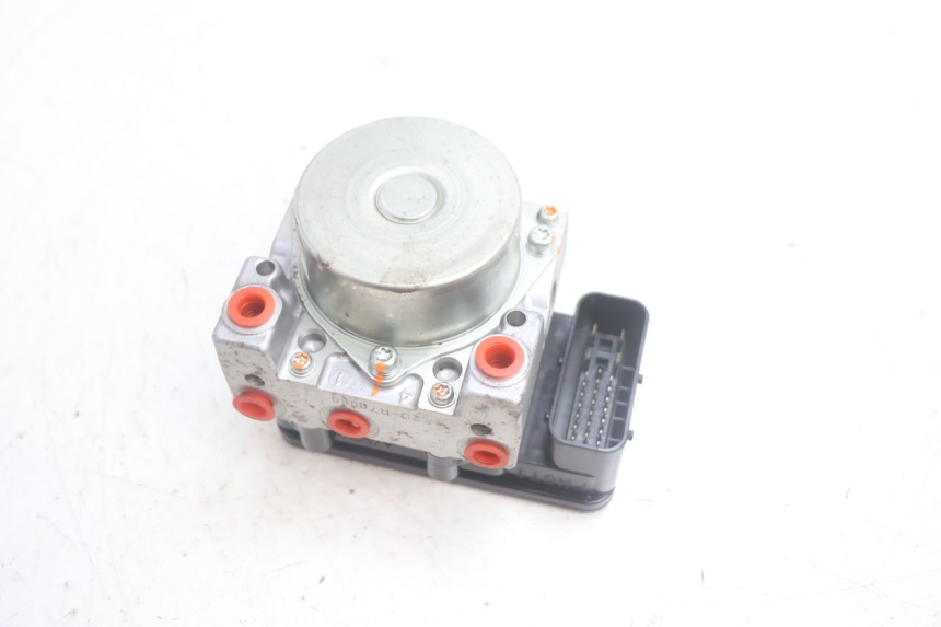 photo de ABS PUMPE PEUGEOT SATELIS 125 (2013 - 2018) - Detailansicht des Bauteils