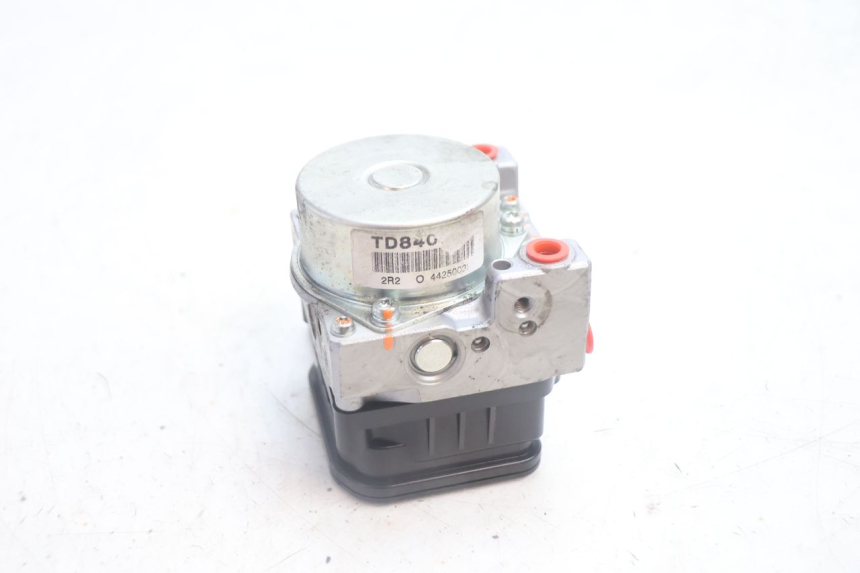photo de ABS PUMPE PEUGEOT SATELIS 125 (2013 - 2018) - Alternative Perspektive