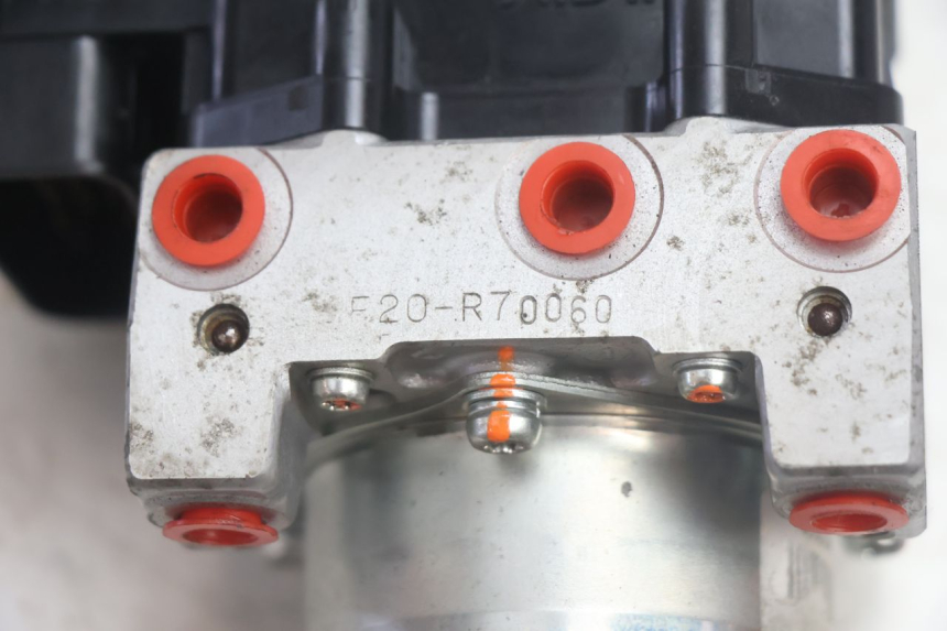 photo de ABS PUMPE PEUGEOT SATELIS 125 (2013 - 2018) - Kennzeichnungen und Originalreferenzen