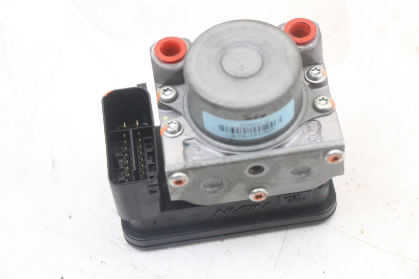 photo de ABS PUMPE SUZUKI BURGMAN 125 (2018 - 2021) - Detailansicht des Bauteils