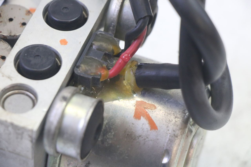 photo de ABS PUMPE YAMAHA TDM ABS 900 (2002 - 2014) - Geprüftes Gebrauchtteil