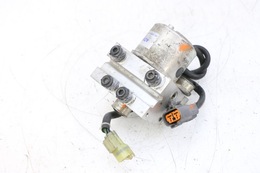 photo de ABS PUMPE YAMAHA TDM ABS 900 (2002 - 2014) - Detailansicht des Bauteils