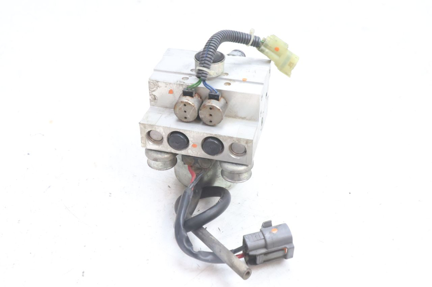 photo de ABS PUMPE YAMAHA TDM ABS 900 (2002 - 2014) - Alternative Perspektive