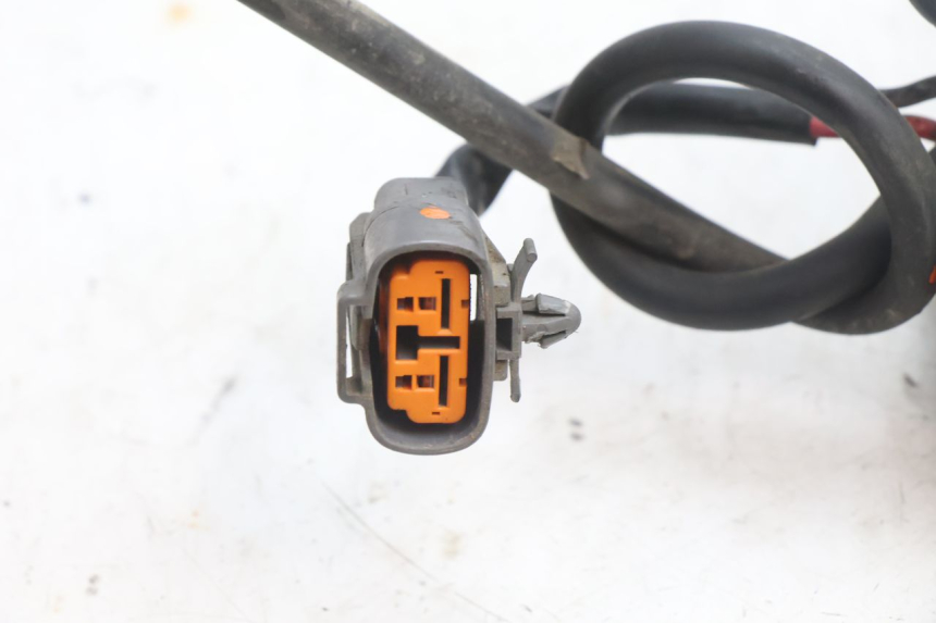 photo de ABS PUMPE YAMAHA TDM ABS 900 (2002 - 2014) - Gesamtansicht des Produkts