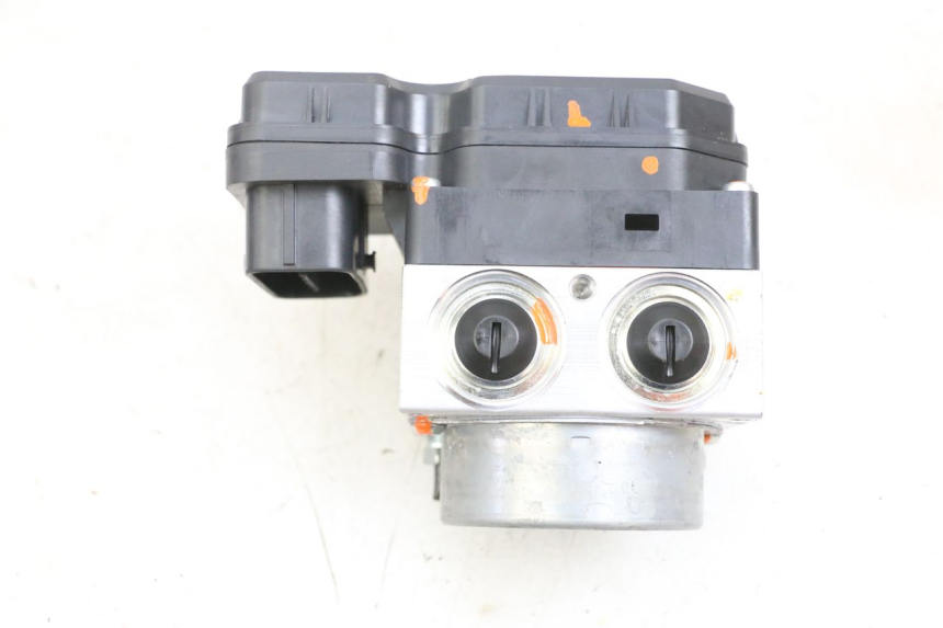 photo de ABS PUMPE YAMAHA TRICITY 300 (2020 - 2024) - Detailansicht des Bauteils