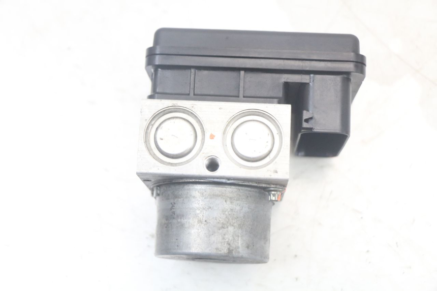 photo de ABS-PUMPE KAWASAKI VERSYS ABS 650 (2015 - 2018) - Alternative Perspektive