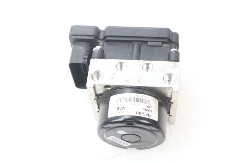 photo de ABS PUMPE PIAGGIO VESPA GTS SUPER IE 125 (2009 - 2016) - Kennzeichnungen und Originalreferenzen