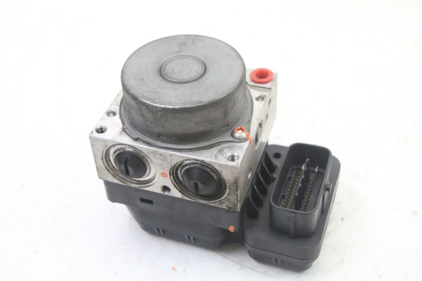 photo de ABS-PUMPE YAMAHA X-MAX XMAX ABS 250 (2010 - 2012) - Alternative Perspektive