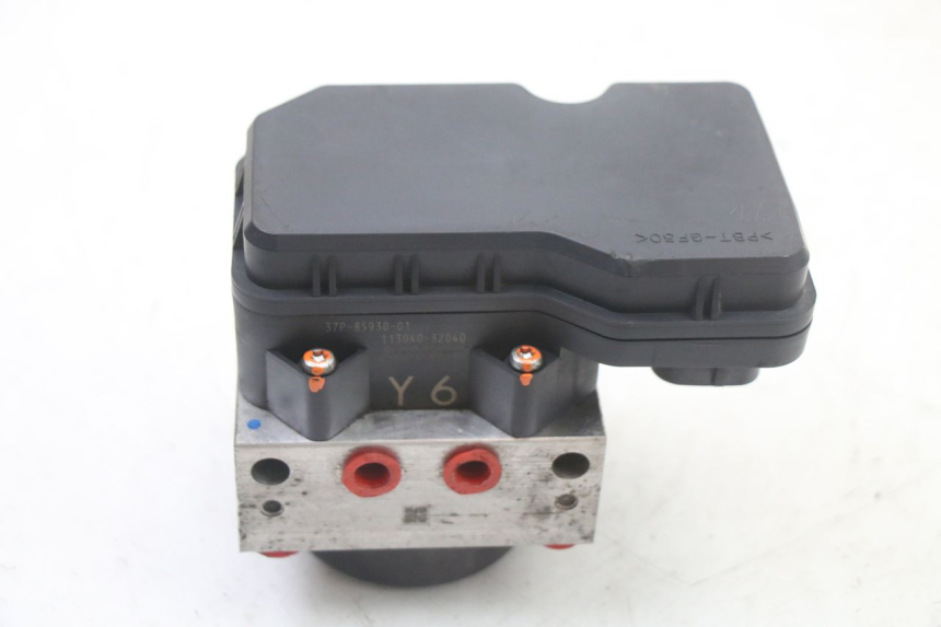 photo de ABS-PUMPE YAMAHA X-MAX XMAX ABS 250 (2010 - 2012) - Oberflächenzustand und Material