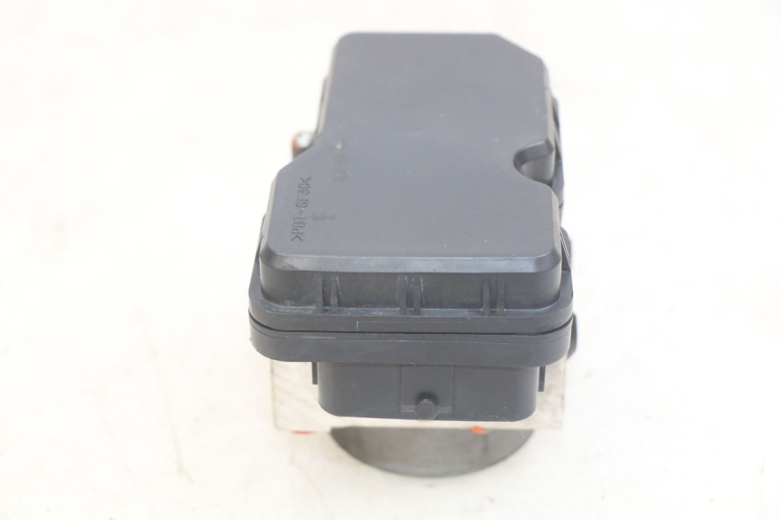 photo de ABS-PUMPE YAMAHA X-MAX XMAX 125 (2010 - 2013) - Gesamtansicht des Produkts