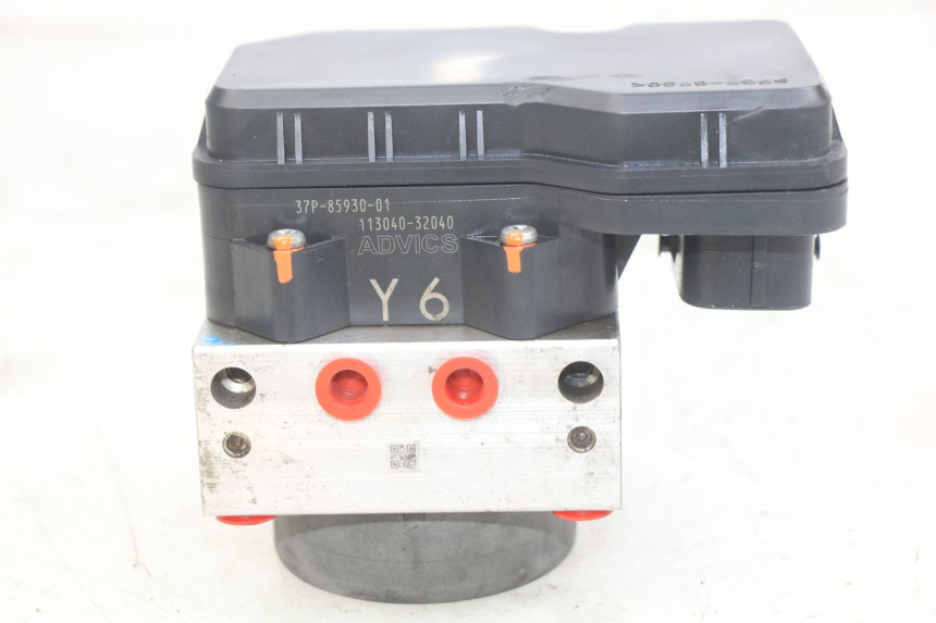 photo de ABS-PUMPE YAMAHA X-MAX XMAX 125 (2010 - 2013) - Oberflächenzustand und Material