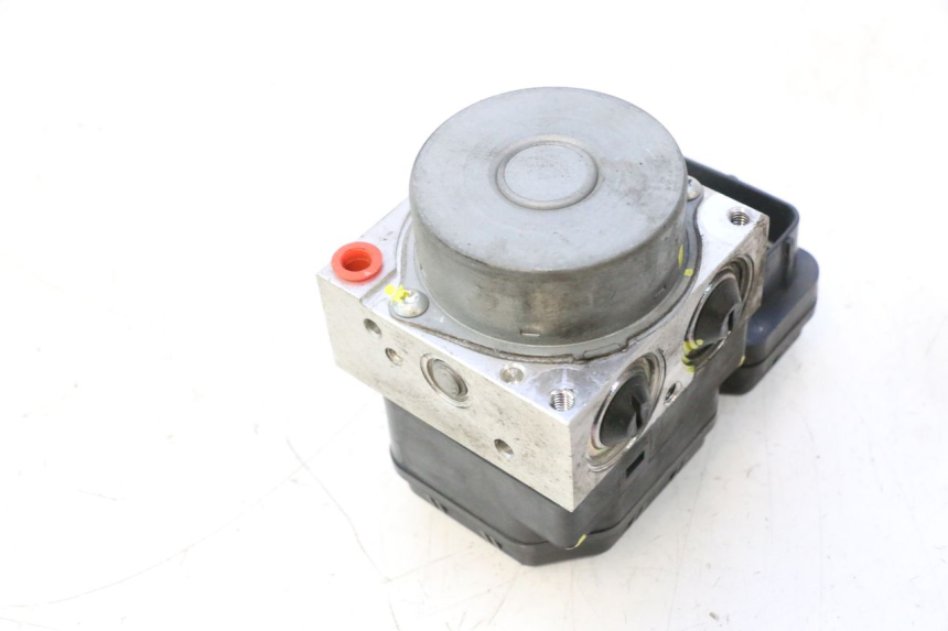 photo de ABS-PUMPE YAMAHA X-MAX XMAX 125 (2010 - 2013) - Alternative Perspektive
