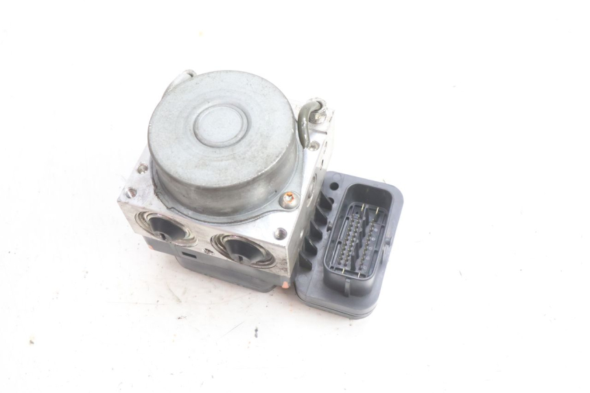 photo de ABS-PUMPE YAMAHA X-MAX XMAX 125 (2010 - 2013) - Alternative Perspektive