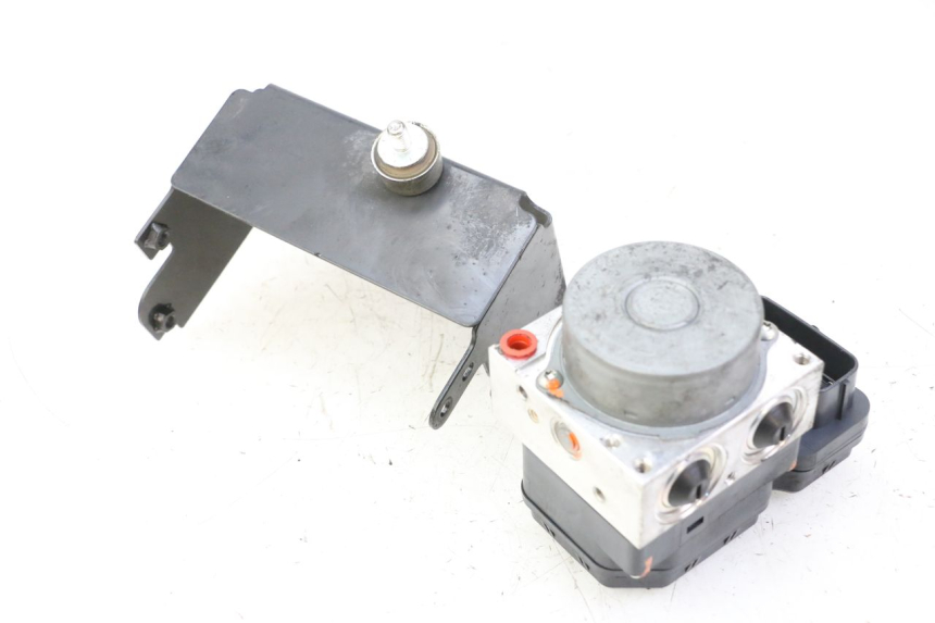 photo de ABS PUMPE YAMAHA XJ6 ABS 600 (2008 - 2016) - Technische Nahaufnahme