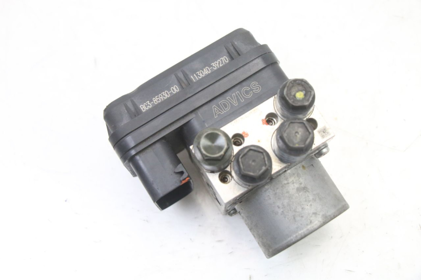 photo de ABS PUMPE YAMAHA YP T-MAX TMAX 530 (2017 - 2020) - Technische Nahaufnahme