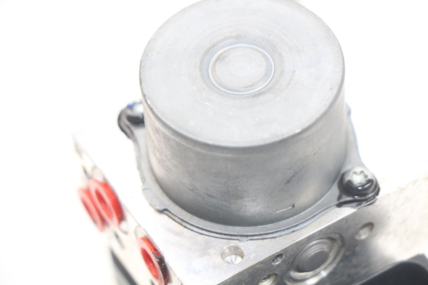 photo de ABS PUMPE YAMAHA YP T-MAX TMAX 530 (2017 - 2020) - Gesamtansicht des Produkts