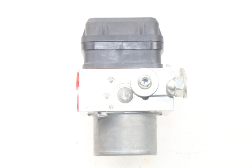 photo de ABS PUMPE YAMAHA YP T-MAX TMAX 530 (2017 - 2020) - Oberflächenzustand und Material