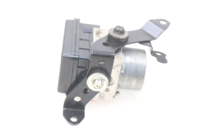 photo de ABS-PUMPE KAWASAKI Z 650 (2016 - 2019) - Oberflächenzustand und Material