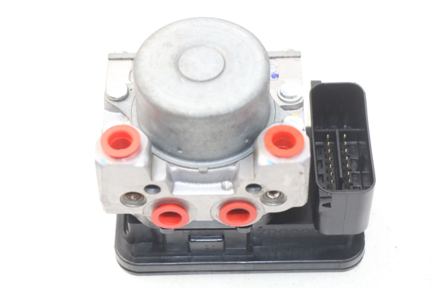 photo de ABS PUMPE KAWASAKI Z Z900 900 (2017 - 2019) - Oberflächenzustand und Material