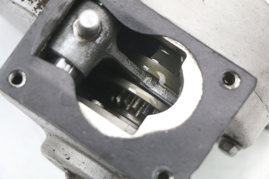 photo de VORDERACHSE HYTRACK HY S 4X4 410 (2013 - 2016) - Details der Befestigungspunkte