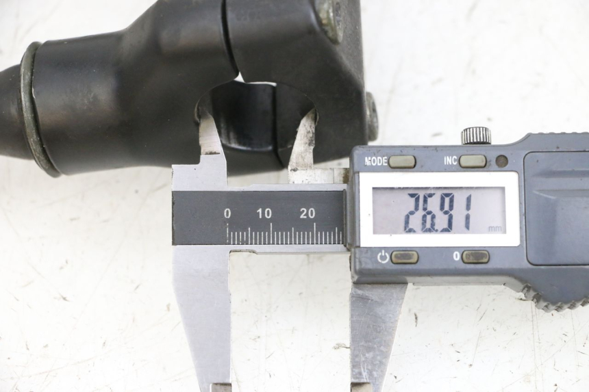 photo de LENKERHALTER MAG POWER BOMBERS 4T 50 (2016 - 2026) - Zoom auf Gebrauchszustand