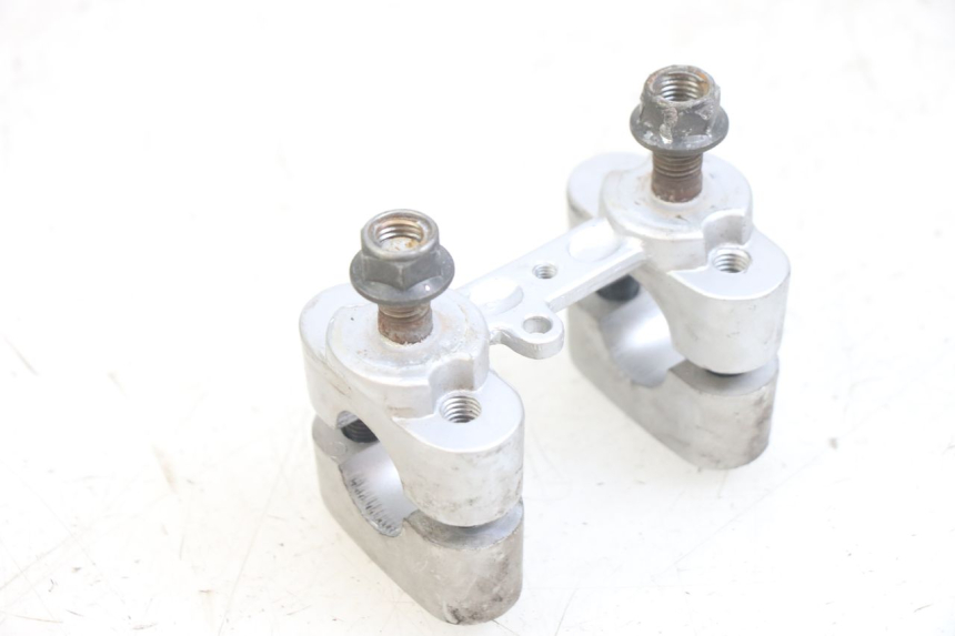 photo de LENKERKLEMME YAMAHA BW'S BWS 125 (2010 - 2013) - Detailansicht des Bauteils