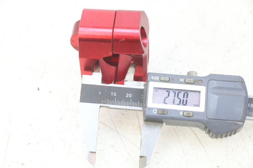 photo de LENKERHALTER HONDA CR 125 (1995 - 1997) - Detailansicht des Bauteils