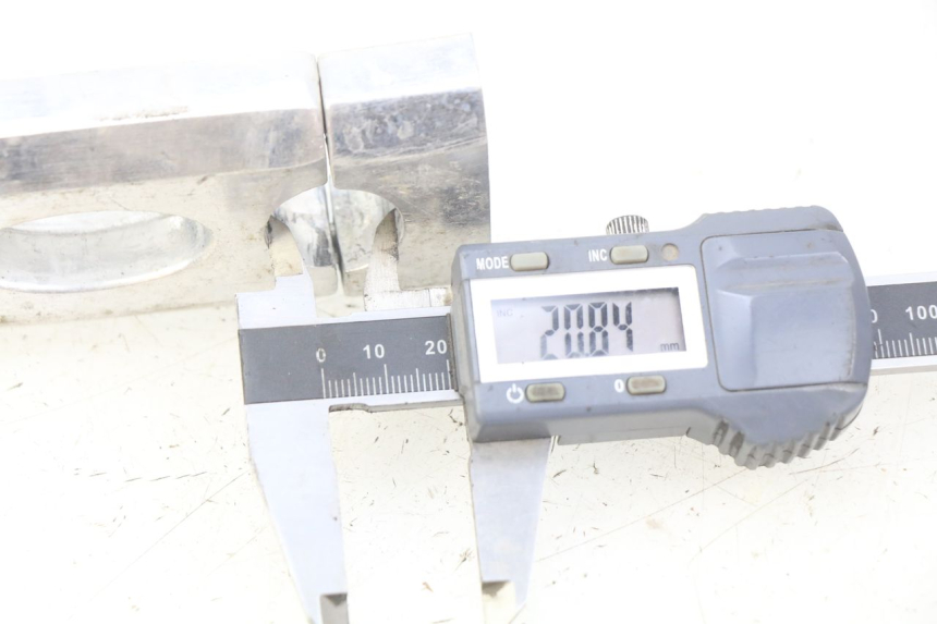 photo de LENKERKLEMME CCR DIRT BIKE 125 - Zoom auf Gebrauchszustand