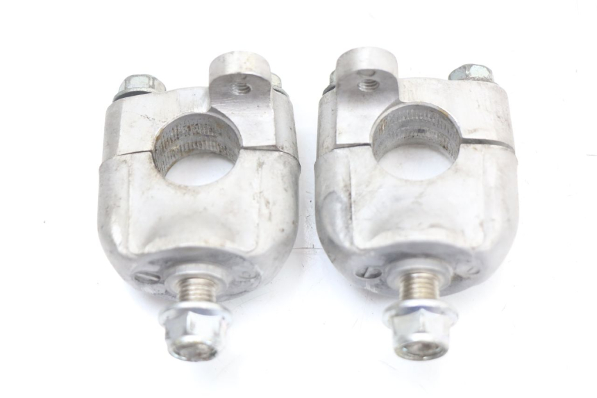 photo de LENKERHALTER HONDA FJS SILVER WING SILVERWING 400 (2005 - 2008) - Technische Nahaufnahme