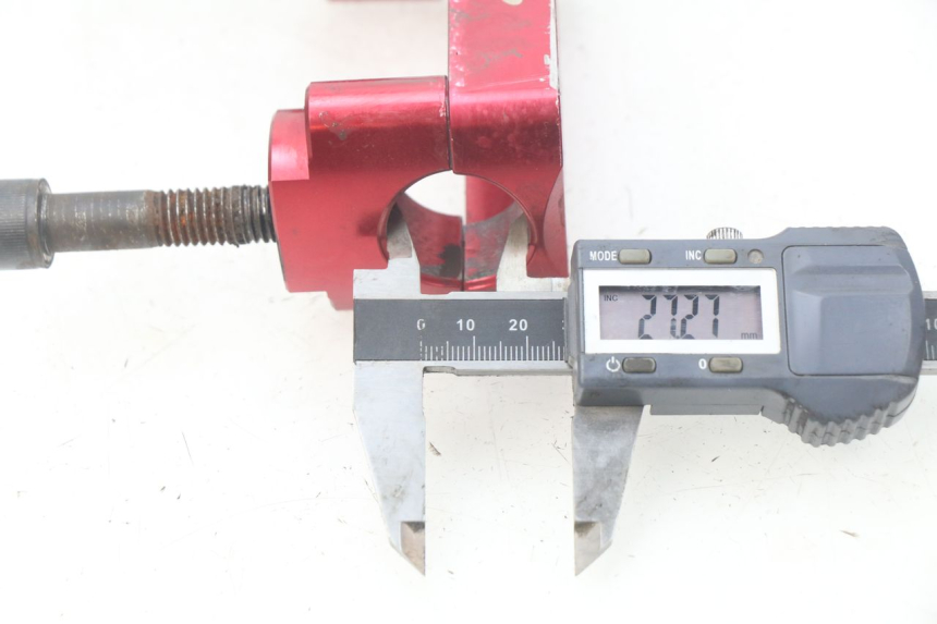 photo de LENKERKLEMME KAWASAKI KX F KXF 450 (2012 - 2015) - Zoom auf Gebrauchszustand