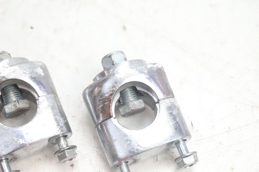 photo de LENKERHALTER JM MOTORS OLDIES 4T 50 (2020 - 2026) - Details der Befestigungspunkte