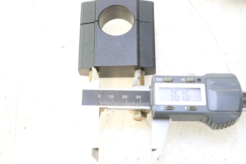 photo de LENKERHALTER APOLLO RFZ 150 - Detailansicht des Bauteils