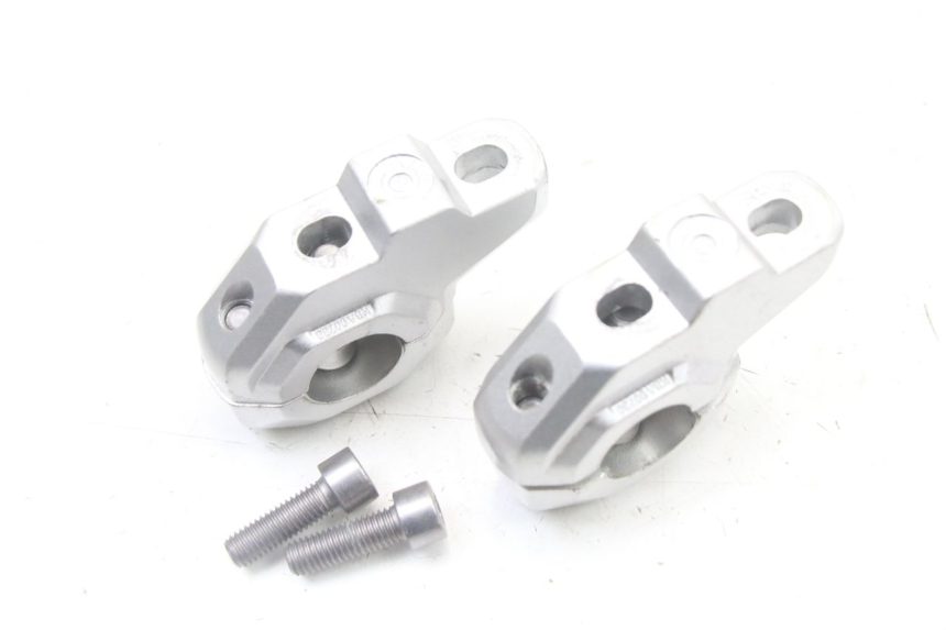 photo de LENKERHALTER SUZUKI GSF S BANDIT 600 (2000 - 2004) - Details der Befestigungspunkte