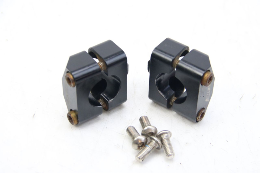 photo de LENKERKLEMME APRILIA SX 50 (2011 - 2017) - Detailansicht des Bauteils