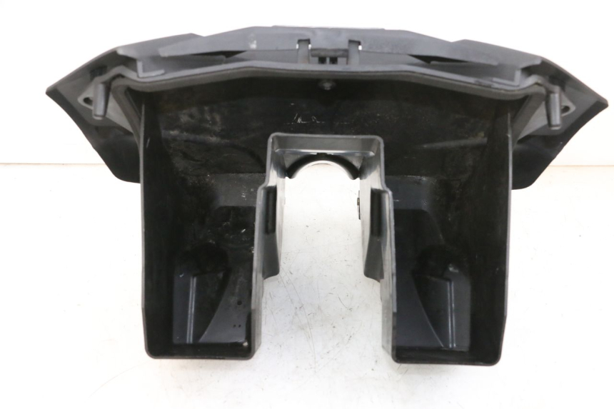 photo de HANDSCHUHFACH DECKEL ADIVA AD3 300 (2014 - 2020) - Technische Nahaufnahme