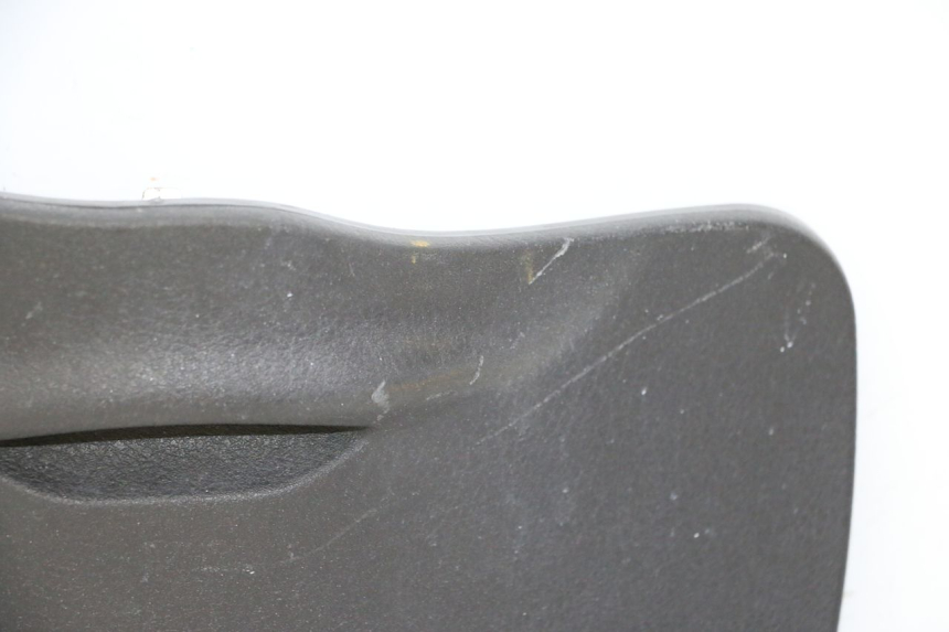 photo de HANDSCHUHFACH DECKEL PIAGGIO LIBERTY 4T 50 (2009 - 2015) - Oberflächenzustand und Material