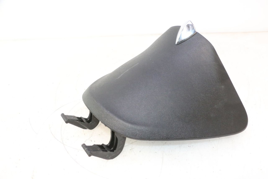 photo de HANDSCHUHFACH DECKEL PIAGGIO LIBERTY IGET 4T 50 (2015 - 2020) - Details der Befestigungspunkte