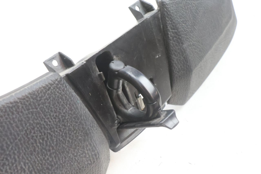 photo de HANDSCHUHFACH DECKEL PIAGGIO MP3 500 (2016 - 2018) - Oberflächenzustand und Material