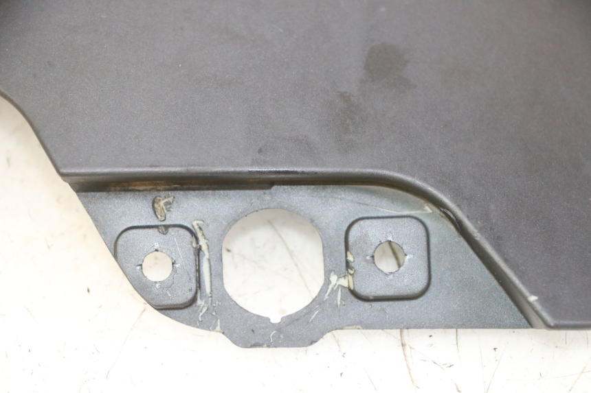 photo de HANDSCHUHFACH DECKEL KYMCO LIKE 4T 50 (2019 - 2025) - Technische Nahaufnahme