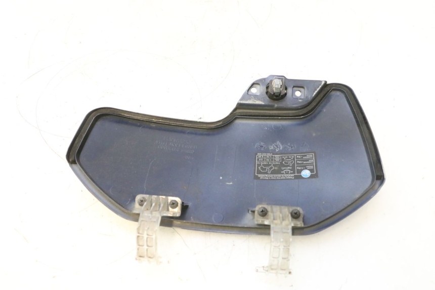 photo de HANDSCHUHFACH DECKEL KYMCO LIKE 4T 50 (2019 - 2025) - Zoom auf Gebrauchszustand
