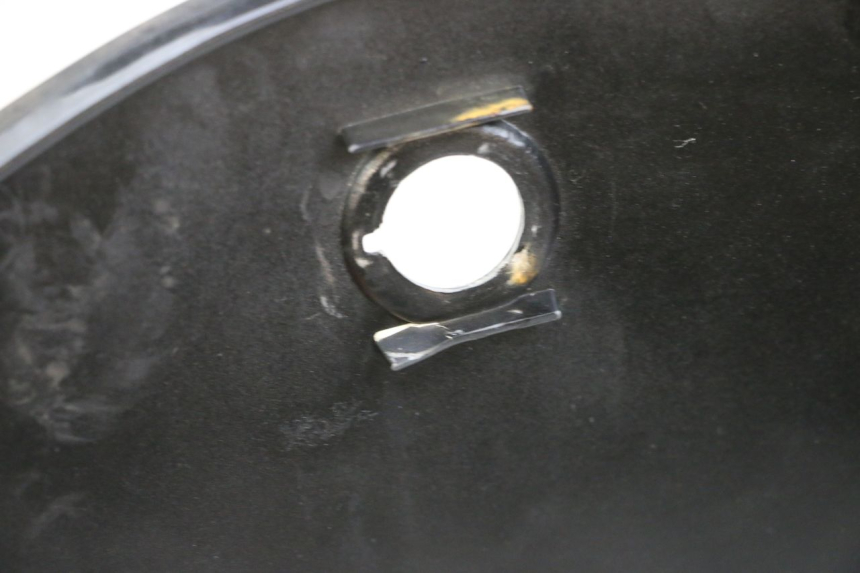 photo de HANDSCHUHFACH DECKEL JM MOTORS OLDIES GT 4T 50 (2018 - 2025) - Zoom auf Gebrauchszustand