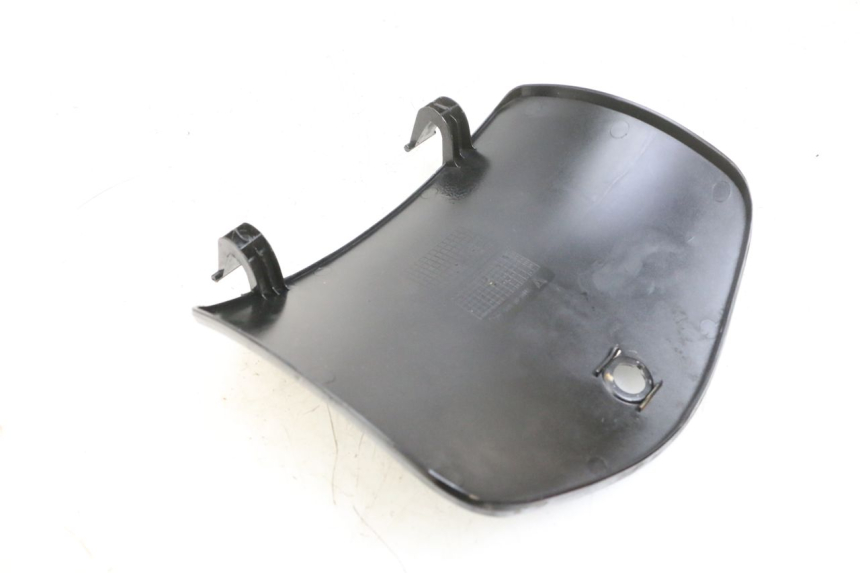 photo de HANDSCHUHFACH DECKEL JM MOTORS OLDIES GT 4T 50 (2018 - 2025) - Technische Nahaufnahme