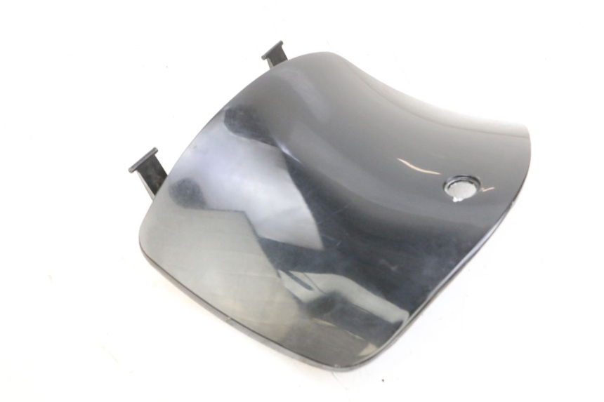 photo de HANDSCHUHFACH DECKEL JM MOTORS OLDIES GT 4T 50 (2018 - 2025) - Details der Befestigungspunkte