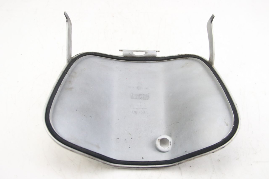 photo de HANDSCHUHFACHKLAPPE APRILIA SCARABEO 4T 50 (2009 - 2017) - Technische Nahaufnahme