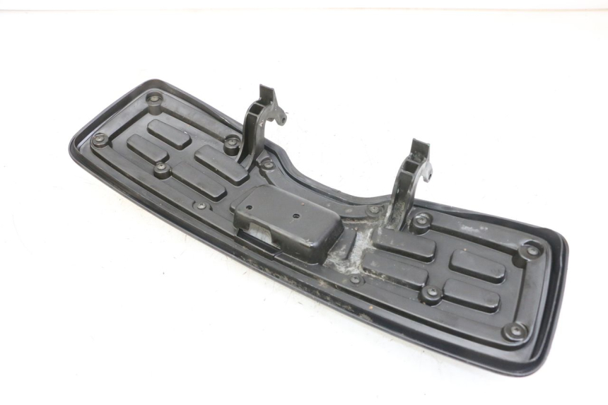 photo de HANDSCHUHFACHKLAPPE SUZUKI BURGMAN 125 (2007 - 2014) - Detailansicht des Bauteils